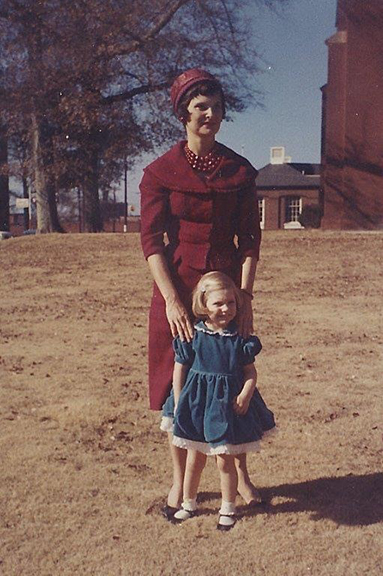 Leslie with her mother Elizabeth Hooton '74 